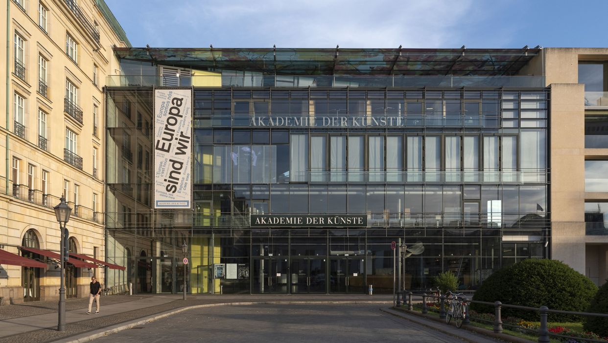 Akademie der Künste | Pariser Platz - Artguide – Artforum