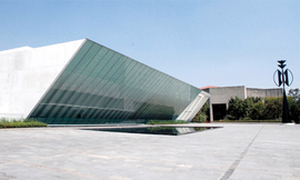 Museo Universitario Arte Contemporaneo (MUAC)