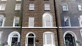 Cardi Gallery