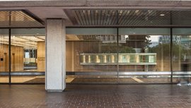 Equitable Vitrines