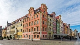 O&#347;rodek Kultury i Sztuki we Wroc&#322;awiu (Culture and Art Centre in Wroc&#322;aw)