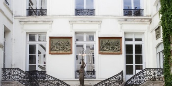 (c) Perrotin Paris